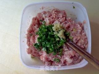 虾仁肉饼的做法步骤：1