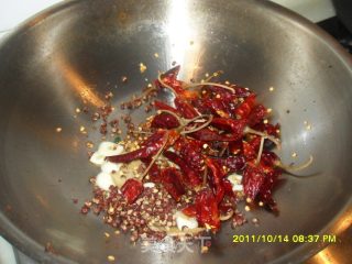 辣子鸡的做法步骤：3