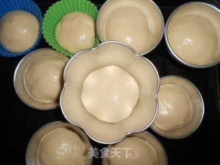 换个花样吃面包——————蜜豆小面包的做法步骤：5