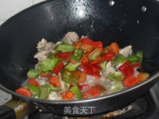 家常炒兔肉的做法步骤：5