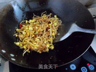 素炒黄豆芽的做法步骤：5