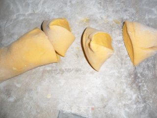 南瓜豆沙包的做法步骤：6