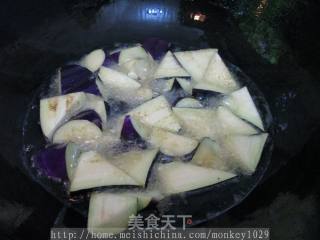 茄子焖鲩鱼的做法步骤：4