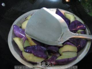 茄子焖鲩鱼的做法步骤：5