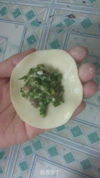 韭菜煎饺的做法步骤：7