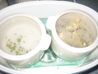 一锅二炖，绿豆粥和红豆白木耳的做法步骤：2