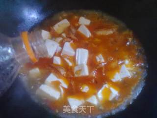 重口味的——酸辣泡菜豆腐汤的做法步骤：8