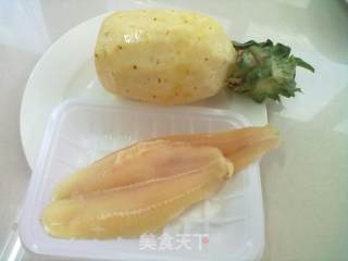 水果海鲜配——凤梨巴沙鱼柳的做法步骤：1