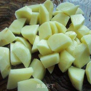 土豆烧牛腩的做法步骤：6