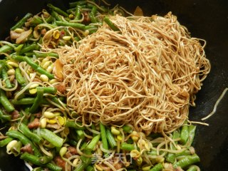 豆角肉丝卤面的做法步骤：5