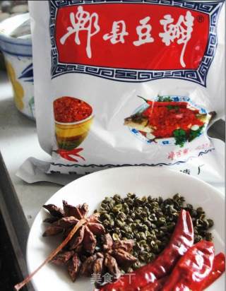 红烧牛腩的做法步骤：2