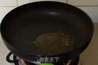芽菜酱油炒饭的做法步骤：2