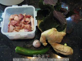 紫苏炒鸡的做法步骤：1