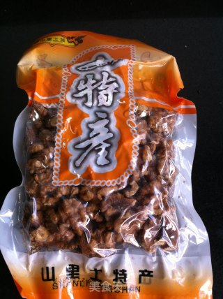 糖衣核桃的做法步骤：1