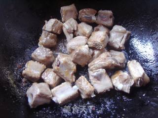 土豆烧排骨的做法步骤：5