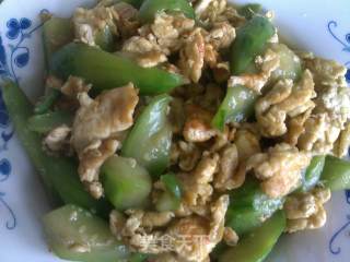 夏季清淡菜——丝瓜炒蛋的做法步骤：6