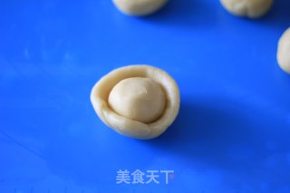 玫瑰花月饼的做法步骤：3