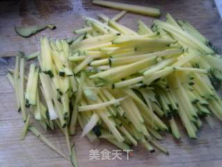 酸辣南瓜丝的做法步骤：3