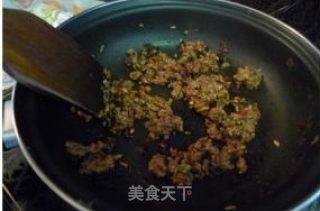 剩饺子馅“大变身”—蚂蚁上树的做法步骤：5