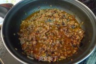 剩饺子馅“大变身”—蚂蚁上树的做法步骤：7