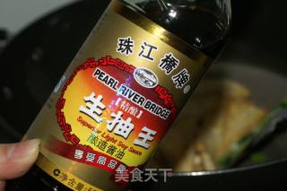 家常小菜之香煎豆腐烩回锅肉的做法步骤：5