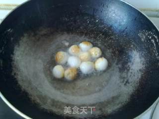 8.1卡早餐之茄汁鹌鹑蛋的做法步骤：3