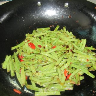 红烧豆角--------家常菜的做法步骤：4