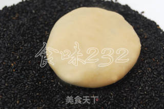 苏式黑芝麻月饼的做法步骤：22