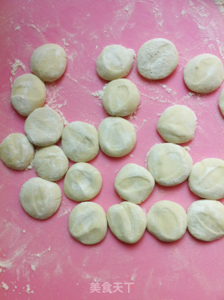 牛肉萝卜水饺的做法步骤：12