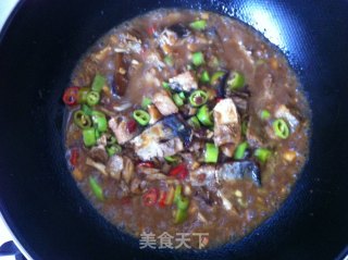 红烧咸鱼的做法步骤：9