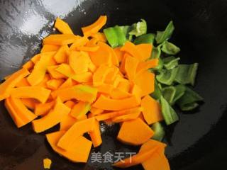 金瓜炒肉片的做法步骤：5