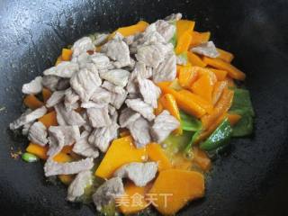 金瓜炒肉片的做法步骤：6