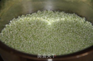 西米水晶糕的做法步骤：1