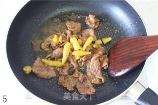 【泡椒牛肉清凉米线】的做法步骤：5