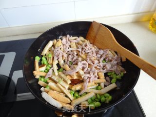 豆干肉丝的做法步骤：5