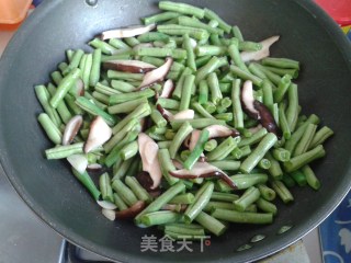 豆角焖面的做法步骤：6