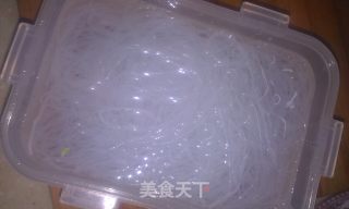 海米粉丝拌黄瓜——附送速发粉丝的方法的做法步骤：3