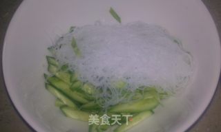 海米粉丝拌黄瓜——附送速发粉丝的方法的做法步骤：9