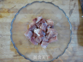 劲爆黄金肉丁的做法步骤：4