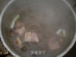 冬瓜棒骨汤的做法步骤：2