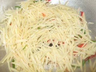 彩色土豆丝的做法步骤：6