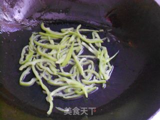 韭菜炒鸡蛋的做法步骤：5