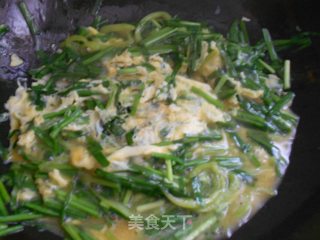 韭菜炒鸡蛋的做法步骤：7