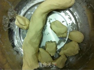 小笼包的做法步骤：2