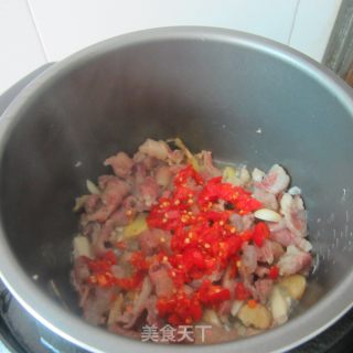 红烧牛腩的做法步骤：8