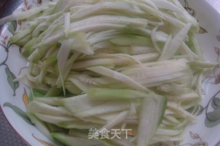 创新菜-【肉丝烂丝瓜】的做法步骤：1