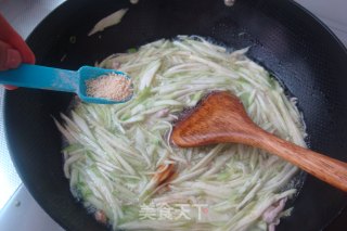 创新菜-【肉丝烂丝瓜】的做法步骤：7