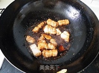 黄花菜烧五花肉的做法步骤：5