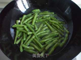 蒜苗刀豆的做法步骤：5