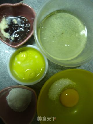 豆沙海绵蛋糕卷的做法步骤：1
